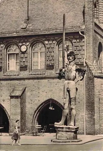 AK / Ansichtskarte Stendal  Sachsen-Anhalt Der Roland