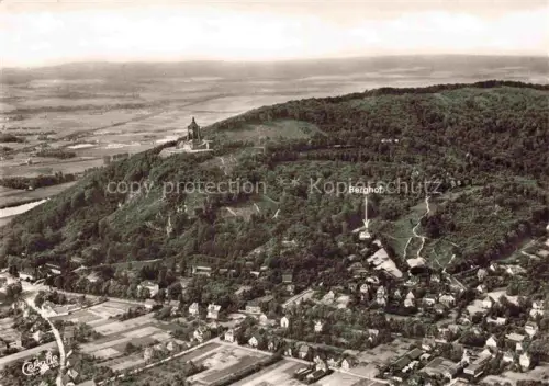 AK / Ansichtskarte Barkhausen Minden Porta Westfalica NRW Fliegeraufnahme mit Cafe Restaurant Berghof