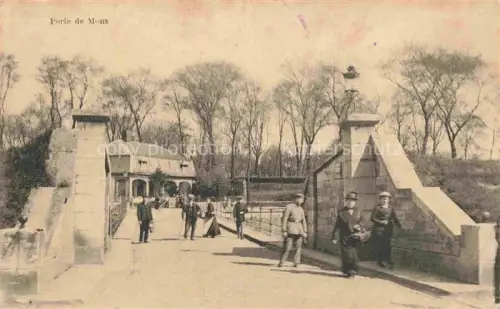 AK / Ansichtskarte Hautmont Avesnes-sur-Helpe 59 Nord Porte de Mons