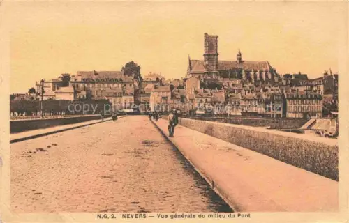AK / Ansichtskarte NEVERS 58 Nievre Vue generale milleu du Pont