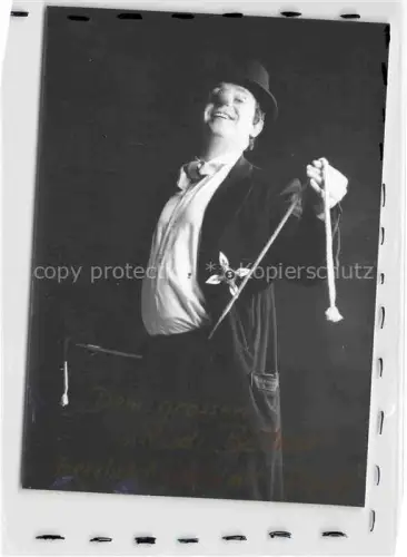 AK / Ansichtskarte Clown Payaso Zircus Cirque-- Rudi Buehner 