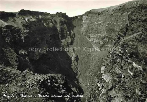 AK / Ansichtskarte Vulkane Geysire Vulcans Geysers-- Napoli Versuvio Crates inside