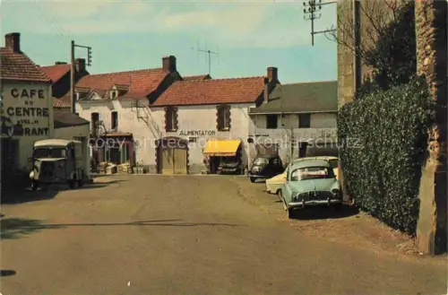 AK / Ansichtskarte La Plaine-sur-Mer Saint-Nazaire 44 Loire-Atlantique Place de l'Eglise