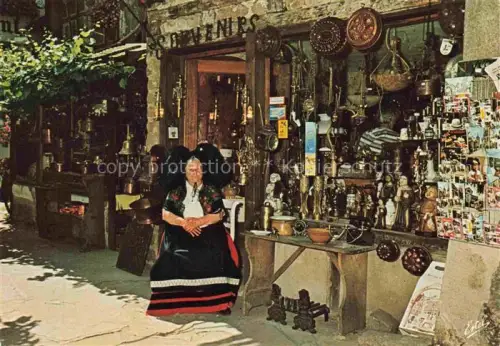 AK / Ansichtskarte Riquewihr Ribeauville 68 Haut Rhin La broconte dans la cour demiere