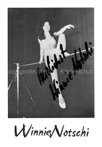 AK / Ansichtskarte Zirkus Artistik Variete Cirque-- Winnie Notschi Tourneen Hallo Paris