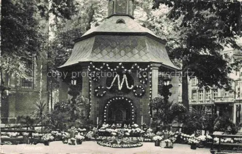 AK / Ansichtskarte Kevelaer Geschmueckte Gnadenkapelle 