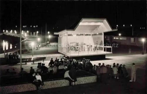 AK / Ansichtskarte HELGOLAND Insel Schleswig-Holstein Kurpromenade Abendkonzert 