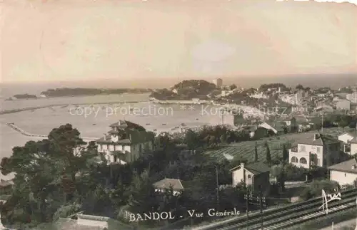 AK / Ansichtskarte BANDOL-SUR-MER TOULON 83 Var Vue generale 