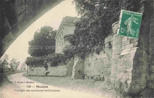 AK / Ansichtskarte Meulan-les-Mureaux Mantes-la-Jolie 78 Yvelines Vestiges des anciennes fortifications 