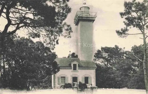 AK / Ansichtskarte Noirmoutier-en-l Ile Les Sables-d Olonne 85 Vendee Phare des Bois de la