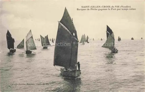 AK / Ansichtskarte Saint-Gilles-Croix-de-Vie Vendee Barques de Peche gagnant le Port par temps calme