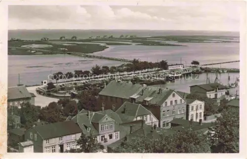 AK / Ansichtskarte Heiligenhafen Ostseebad Blick auf den Hafen
