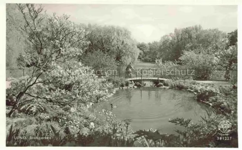 AK / Ansichtskarte Lund  Skane Lan Sweden Stadsparken