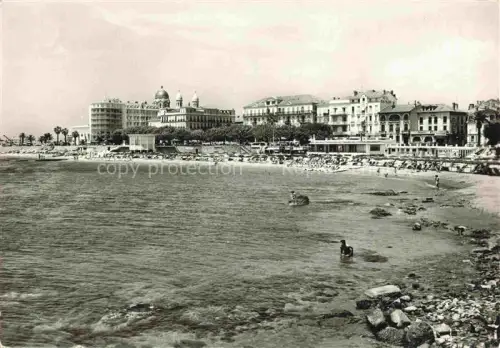 AK / Ansichtskarte ST-RAPHAEL  Draguignan 83 Var La promenade et la plage