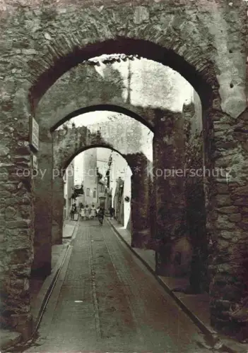 AK / Ansichtskarte Saint Tropez Var Une Vieille Rue
