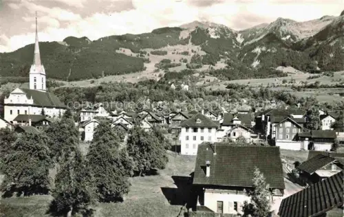 AK / Ansichtskarte Kerns OW mit Kirche und Arvigrat