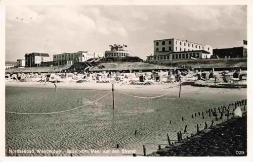 AK / Ansichtskarte WANGEROOGE Wangeroog Nordseebad Blick vom Meer auf den Strand