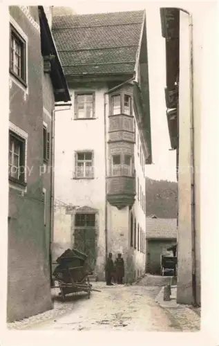 AK / Ansichtskarte Ilanz Jlanz Glion GR Dorfgasse