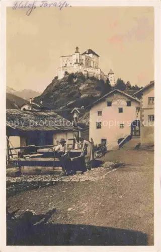 AK / Ansichtskarte Tarasp Schuls Scuol GR Schloss Tarasp Dorfmotiv