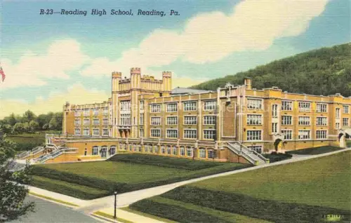AK / Ansichtskarte Reading Pennsylvania USA Reading High School 