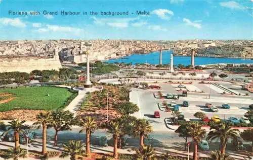 AK / Ansichtskarte MALTA  Insel Floriana with Harbour in the Background