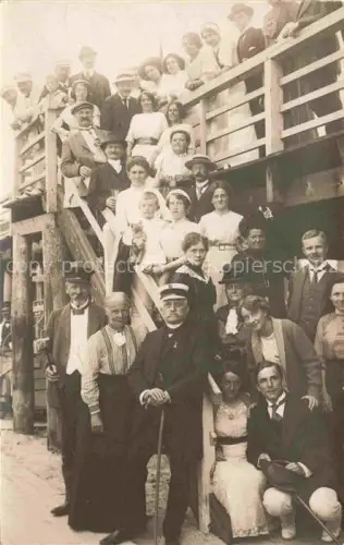 AK / Ansichtskarte AHLBECK HERINGSDORF Insel Usedom Ostseebad Gruppenaufnahme