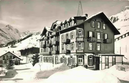 AK / Ansichtskarte Muerren BE Hotel Jungfrau im Winter Berner Alpen
