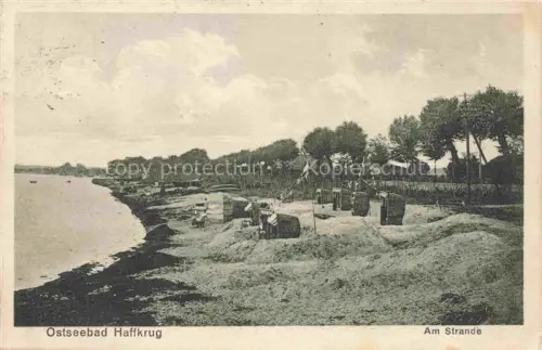 AK / Ansichtskarte HAFFKRUG SCHARBEUTZ Ostseebad Am Strande