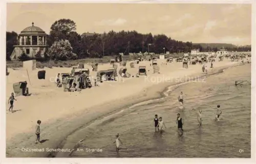 AK / Ansichtskarte SCHARBEUTZ Ostseebad Schleswig-Holstein Am Strande