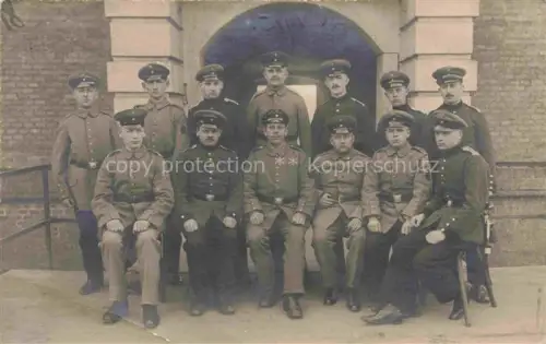 AK / Ansichtskarte Posen  POZNAN PL Soldaten Gruppenaufnahme