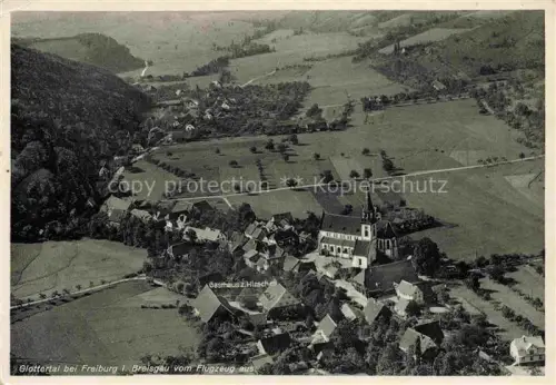 AK / Ansichtskarte Glottertal Schwarzwald Breisgau BW Fliegeraufnahme mit Kirche und Gasthaus zum Hirschen