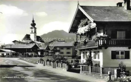 AK / Ansichtskarte Soell Woergl Tirol AT Ortsansicht mit Kirche