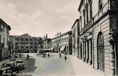 AK / Ansichtskarte Rovigno Rovinj Istrien Croatia Piazza Garibald Monumento