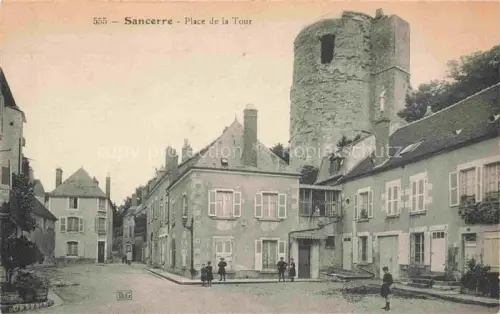AK / Ansichtskarte Sancerre Bourges 18 Cher Place de la Tour