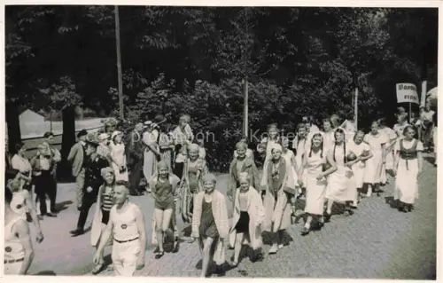 AK / Ansichtskarte Geyer Erzgebirgskreis Sachsen Wandergruppe
