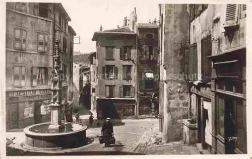 AK / Ansichtskarte LE PUY  en-Velay 43 Haute-Loire Rue des Tables et Fontaine du XVe siècle