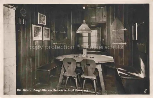 AK / Ansichtskarte Schwarzenkopfhuette 1336m Schliersee Bayern Gaststube
