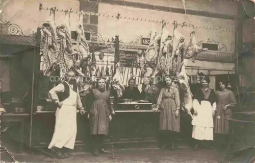 AK / Ansichtskarte MULHOUSE Muehlhausen 68 Haut-Rhin In einer Metzgerei Fleischerei