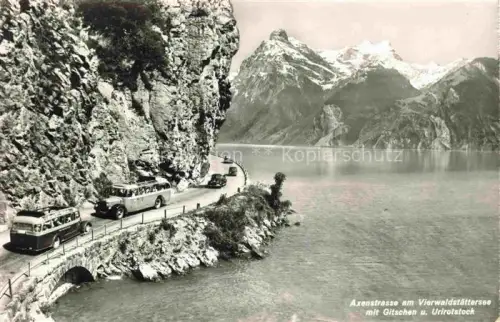 AK / Ansichtskarte Postbus Postauto Omnibus Axenstrasse Vierwaldstaettersee Gitschen Urirotstock