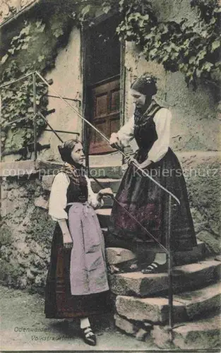 AK / Ansichtskarte Trachten  Costumes-- Odenwalde Volkstrachten  