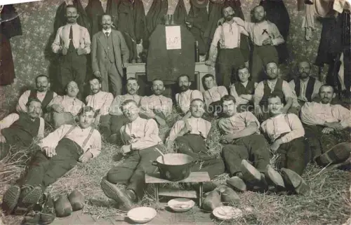 AK / Ansichtskarte Bischheim STRASBOURG 67 Bas-Rhin Soldaten Gruppenaufnahme