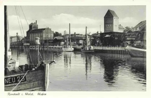 AK / Ansichtskarte Neustadt Holstein Ostsee Schleswig-Holstein Hafen