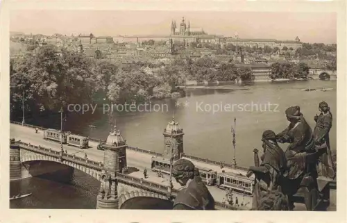 AK / Ansichtskarte STRAssENBAHN Tramway-- Praha Hradcany