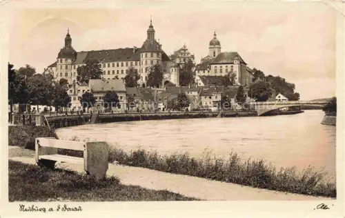 AK / Ansichtskarte Neuburg  Donau Bayern Schloss