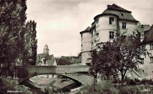 AK / Ansichtskarte Donauwoerth Bayern Bruecke Kirche Schloss