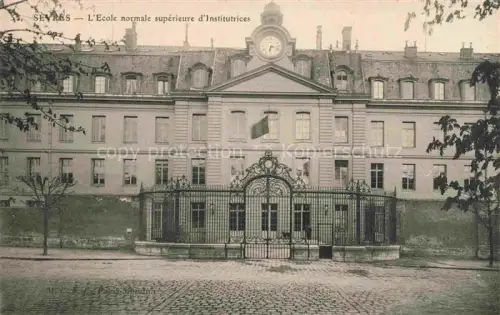 AK / Ansichtskarte Sevres Boulogne-Billancourt 92 Hauts-de-Seine Ecole normale supérieure d'Institutrices