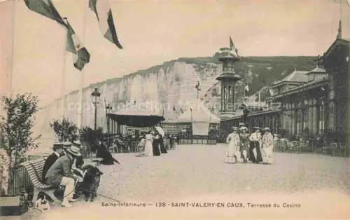 AK / Ansichtskarte Saint-Valery-en-Caux St-Valery-en-Caux 76 Seine-Maritime Terrasse du Casino