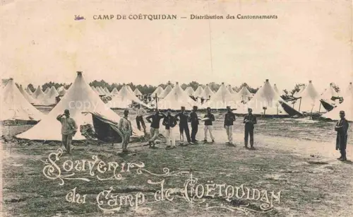 AK / Ansichtskarte Camp de Coetquidan VANNES 56 Morbihan Distribution des Cantonnements