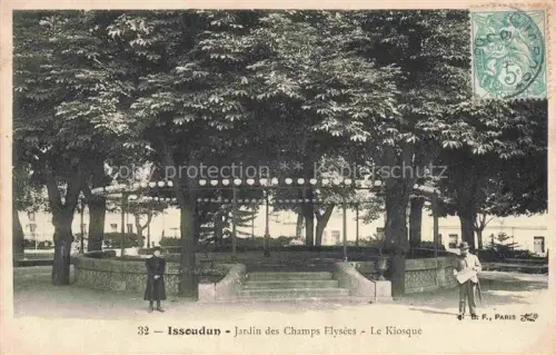 AK / Ansichtskarte IssOUDUN 36 Indre Jardin des Champs Elysées le Kiosque