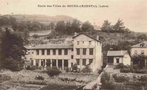 AK / Ansichtskarte Bourg-Argental Saint-Etienne 42 Loire Ecole des Filles